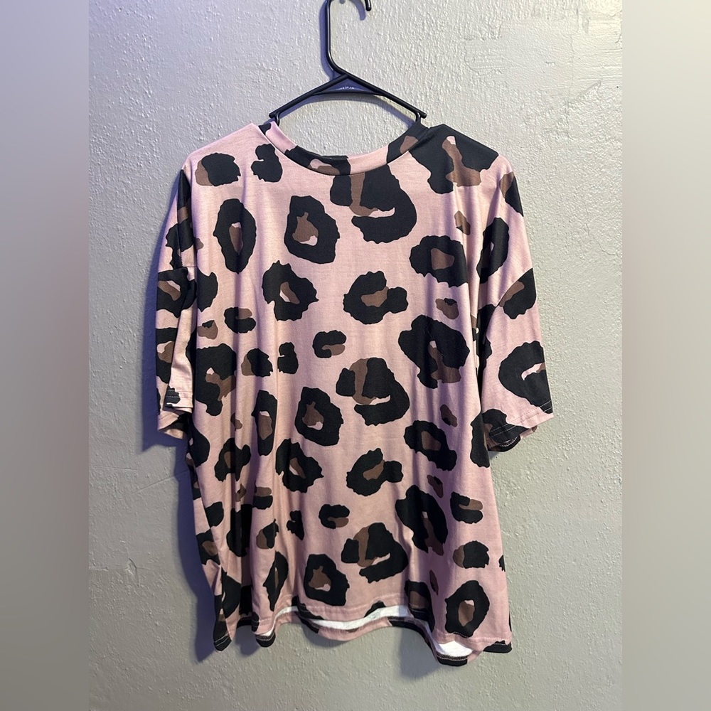 Oversized Cheetah Tee